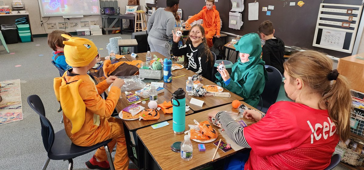 Miss Chapman tweet media