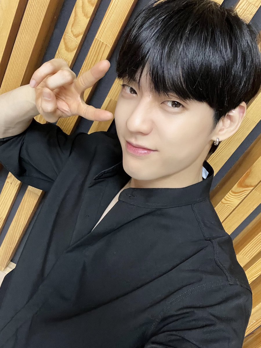 あーほんとに、ミニョクが行きたいって言ってたMAMA絶対行かせてあげたいの😭😭😭
#MAMAVOTE #BTOB