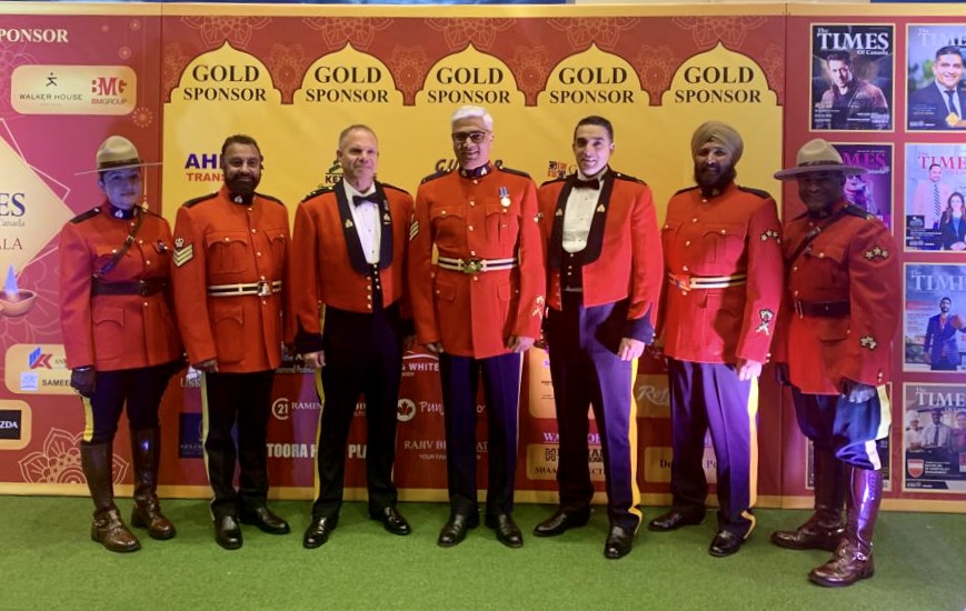 Sgt Jas Johal received an award at the Times of Canada Gala on Friday. Sgt Johal was recognized for his dedication &amp; community engagement efforts with the Diversity &amp; Indigenous Peoples Unit. Congratulations Sgt Johal, a well-deserved recognition