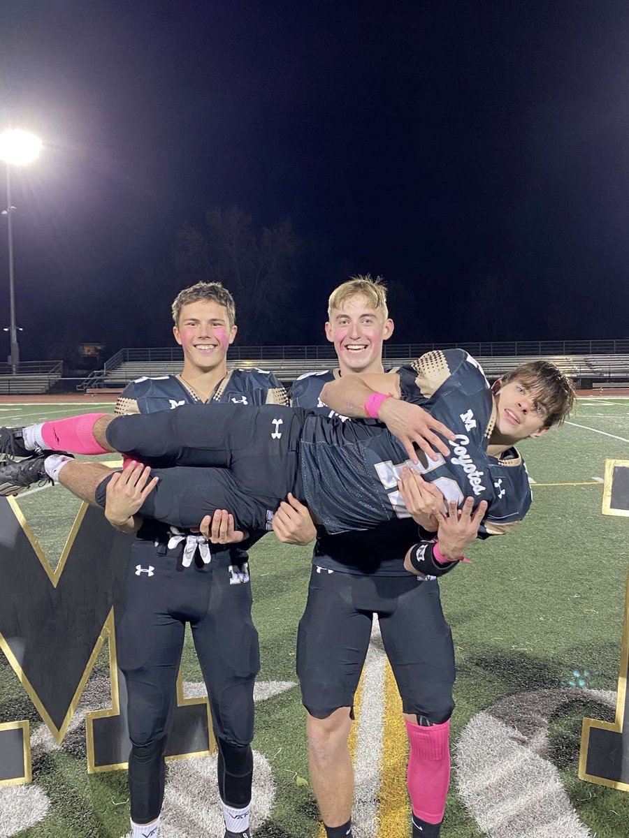 Evan Lyons tweet media