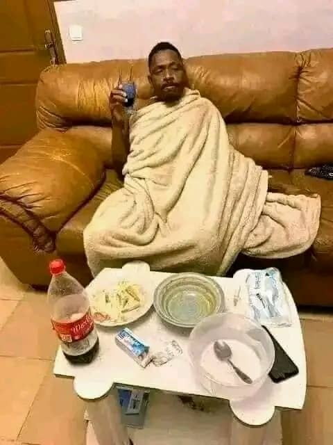 NdyomugabeNich2's tweet photo. I hate a patient who finish all the food 🙊 https://t.co/bvPA7LtMpo