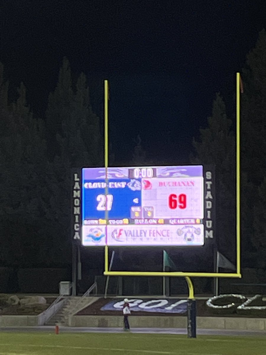 BEAR 🏈 WIN!!! 
Buchanan 69 vs. Clovis East 27 FINAL
#Beartough 
<a href="/gabecamarillo_/">Gabe Camarillo</a>  <a href="/1430ESPN/">ESPN Fresno</a>  <a href="/paulmeadors/">Paul Meadors</a> 
<a href="/Jacksonmoore247/">Jackson Moore</a> <a href="/PAGMETER/">PAGMETER</a>