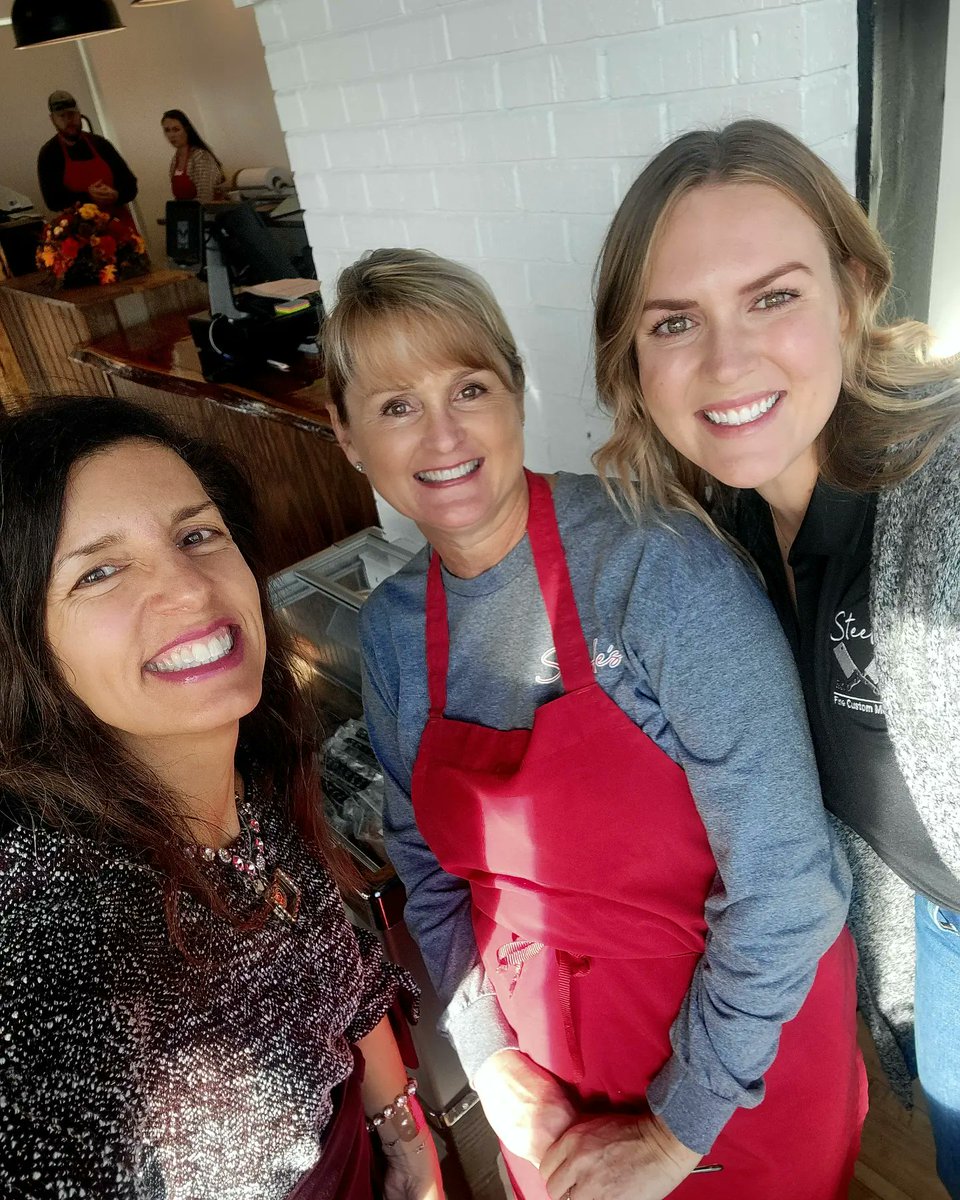 CarrieTergin's tweet photo. Congratulations Steele's Fine Custom Meats Grand Opening & Ribbon Cutting today! Missouri meats and everything looked so good! Congratulations! #JCMO @JCMOChamber #EatMOmeat @carol_kehoe @MikeLKehoe 🥩 https://t.co/XN2Rh5gnEu