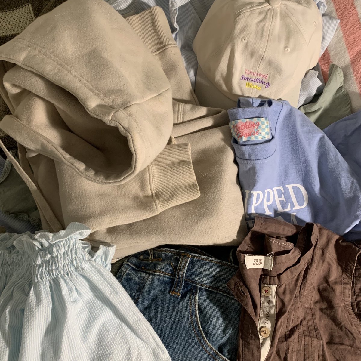 BobooHell's tweet photo. 💐โล๊ะเสื้อผ้าคับ หมวก มินิเดรส แขนกุด แฟร์รี่ เชิ้ต กล้าม 
✅ ลง 14:00 รี+ปักไว้ได้เลยน้า เดี๋ยวมาเรียกค่า 💖

 #ส่งต่อเสื้อผ้า  #ส่งต่อเสื้อผ้ามือสอง #ส่งต่อเสื้อผ้า #เสื้อผ้ามือสองสภาพดี #เสื้อผ้ามือสอง #เสื้อผ้ามือสองราคาถูก #ส่งต่อเสื้อผ้ามือ2 #ส่งต่อเสื้อผ้าราคาถูก https://t.co/onT02NBnPj