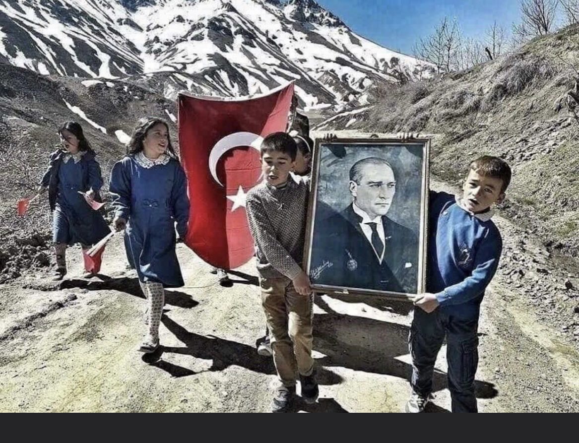 'Ey yükselen yeni nesil, istikbal sizindir. Cumhuriyet'i biz kurduk, O'nu yükseltecek ve sürdürecek sizlersiniz.' — M. Kemal Atatürk #29ekim #CumhuriyetBayramı
