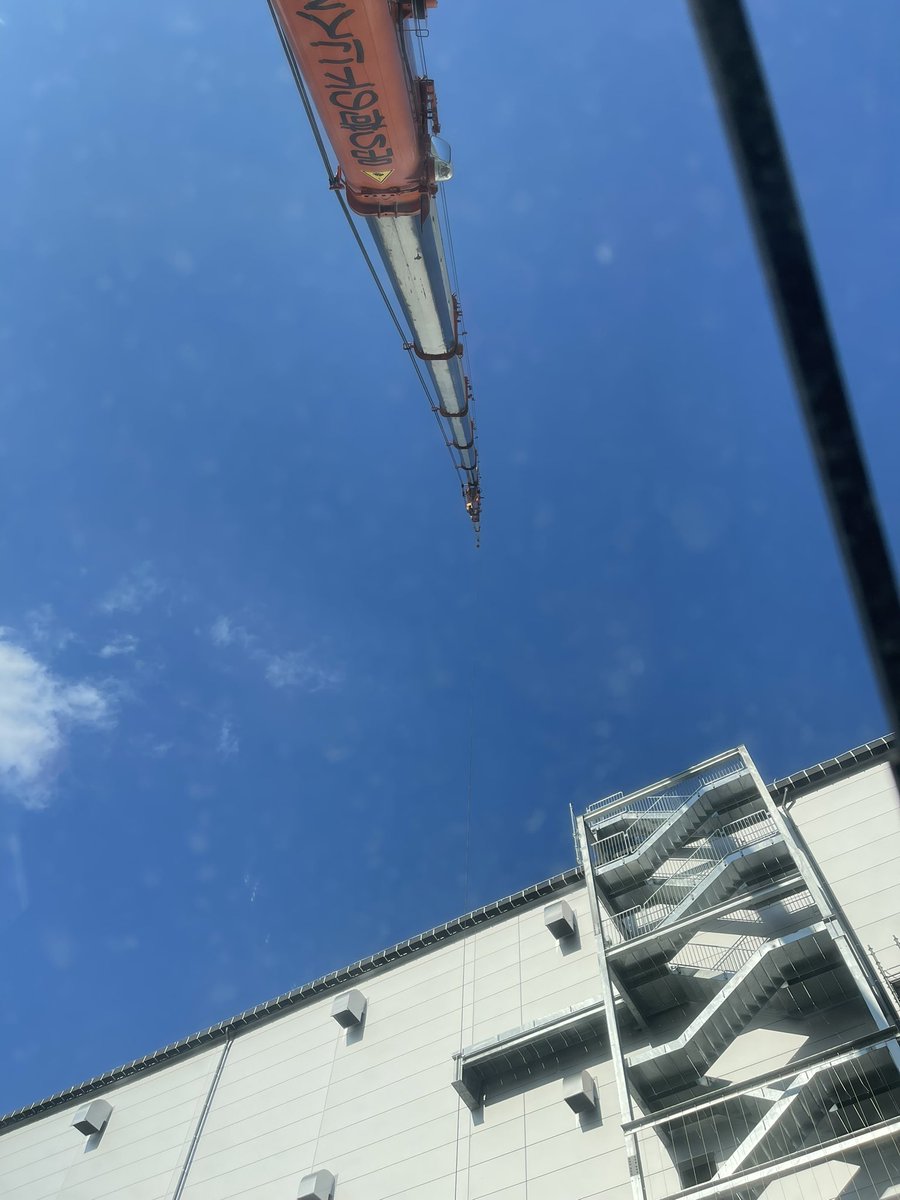 今日の仕事もあと少し安全にいきましょう♪