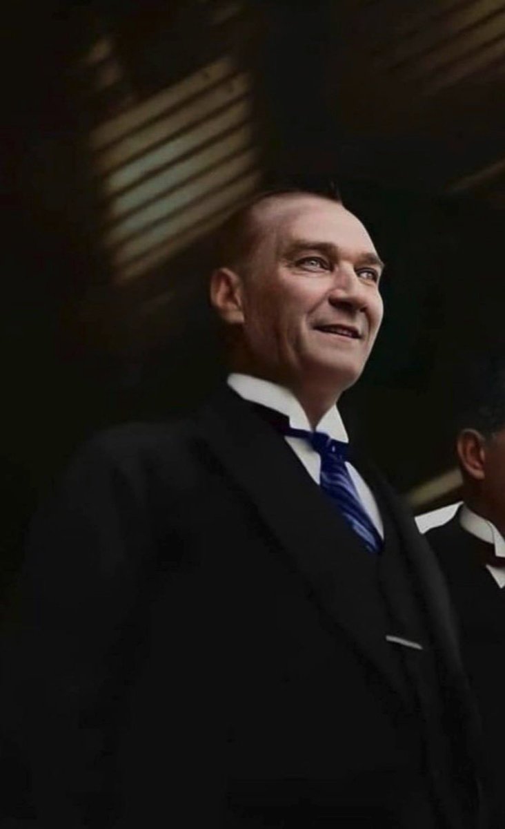 İnsanca ve uygarca yaşamanın temeli olan Cumhuriyeti bizlere hediye eden başta Başkomutan Gazi Mustafa Kemal ATATÜRK ve silah arkadaşlarına sonsuz minnetle. Cumhuriyeti siz kurdunuz onu yükseltecek ve yaşatacak bizleriz. Yaşasın Cumhuriyet #29EkimCumhiyetBayramımız kutlu olsun