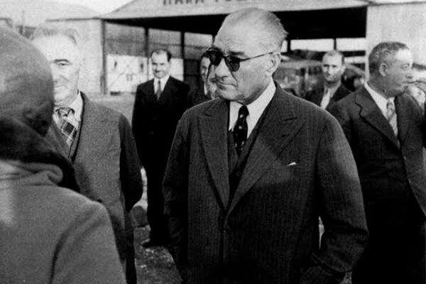 Senin izinde, gösterdiğin yolda ♾🤍#29EkimCumhiyetBayramı