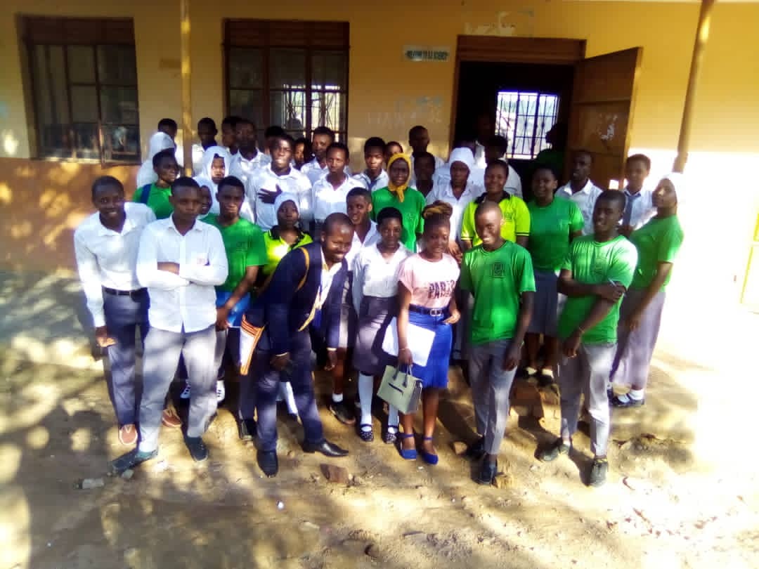 MuteesaIRoyal's tweet photo. Yesterday 28/10/22, The marketing team with guild leaders also went to Modern S.S Mbirizi where the Deputy Headteacher Salongo Kanakulya Henry is our former Student between 2011-2014 and Mbirizi High School Lwengo closed for career guidance. 
Aluta continua
#MRU #10thgraduation https://t.co/j2tMJ57RDO