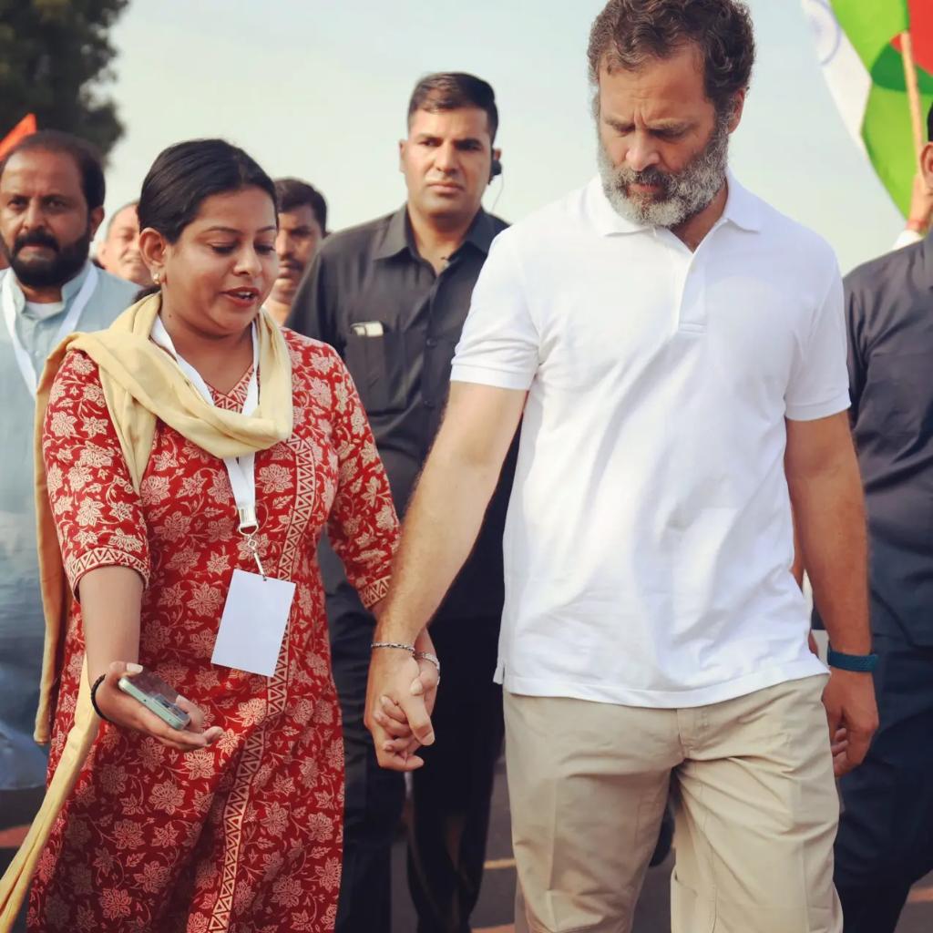 DwivediSurbhi's tweet photo. Once you meet @RahulGandhi , there is no going back. He is the hope &amp; future of India. 

My leader yesterday, today, tomorrow &amp; forever 🌟 https://t.co/srqvmH1Qn0