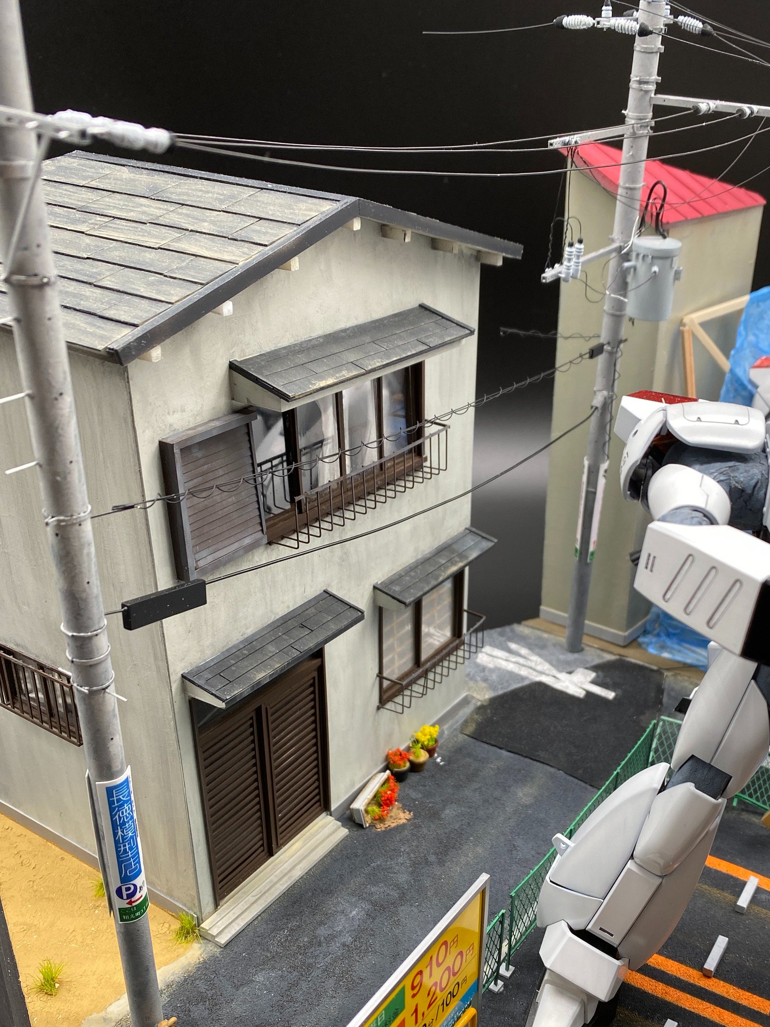 FgO-g6raEAA300R.jpg:large