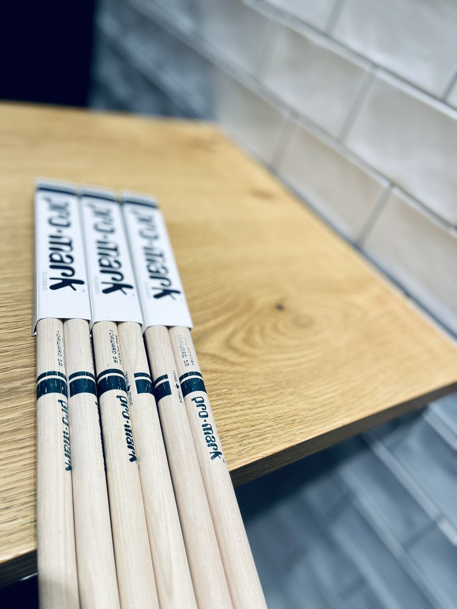 tomokazu_0107's tweet photo. スティック買うたでや🥁
これからバクバンリハ
#ProMark
#5AW
#10月31日
#浦和ナルシス
#BAKUBAND 
#ワンマン https://t.co/FWdCJc6s34