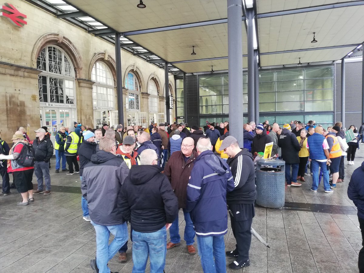 Miranda van Rossum tweet media