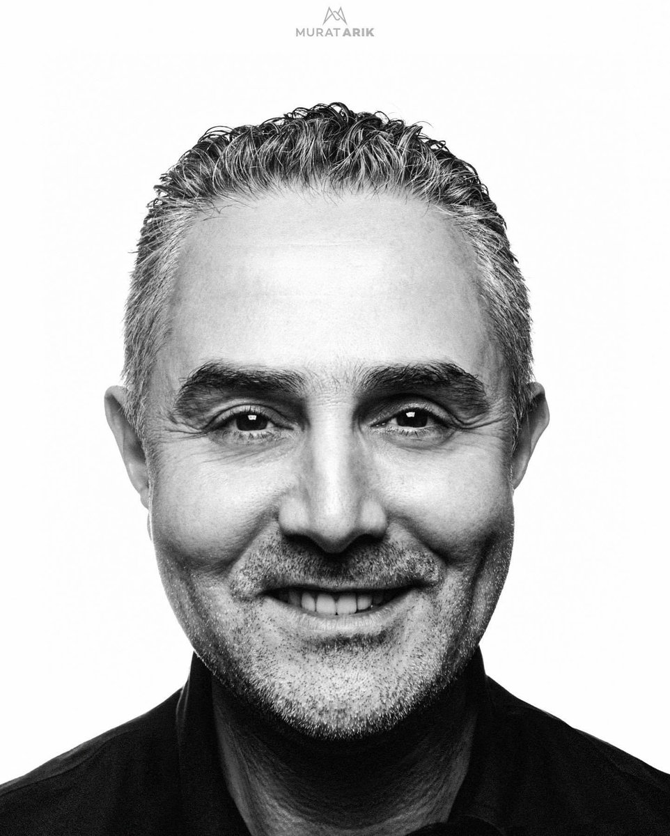 Monster Notebook Kurucusu ve CEO’su İlhan Yılmaz ile 70 Çizgi Kitabı için yaptığımız #portre #fotoğraf çekiminden. 
.
İstanbul, Kadıköy Monster Notebook Genel Müdürlük - Mart/2021
.
#monsternotebook #ilhanyılmaz #ilhanyilmaz #70cizgi