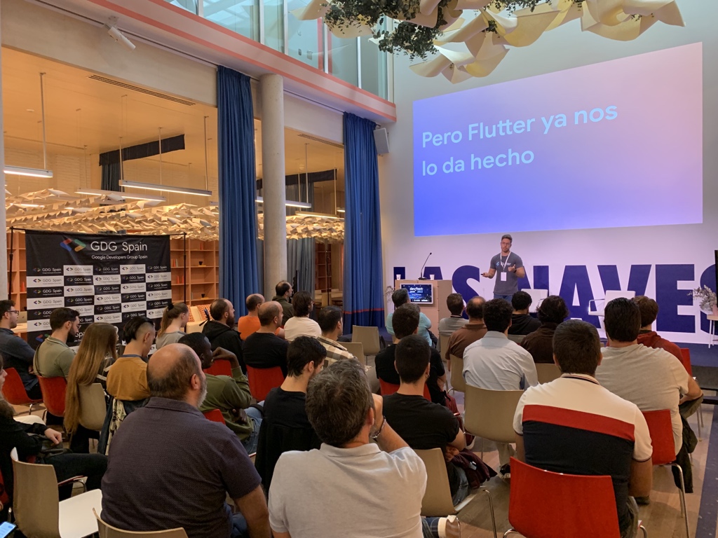 gdgvalencia's tweet photo. Y cerrando la jornada, ya tenemos a @alfredobs97 en el escenario para contarnos todos los secretos de @FlutterDev #DevFestSpain2022 #DevFest @GDG_ES @GoogleDevEurope https://t.co/InhPqy1vX2