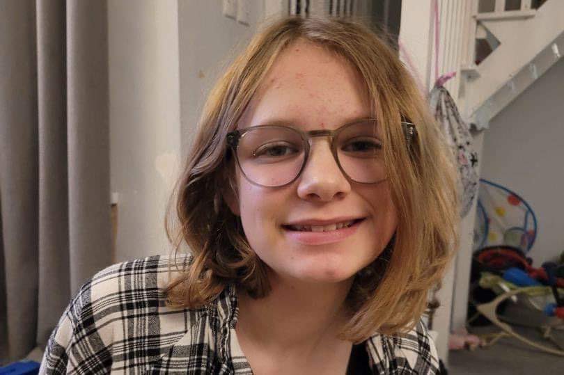 KieraCookGI's tweet image. Have you seen 13-year-old Imogen?

Imogen has been missing from Cleethorpes since yesterday afternoon. She is described as approximately 5ft 6” with long blonde/brown wavy hair. She was last seen wearing her glasses and a mustard-coloured long sleeve top.

(1/2)