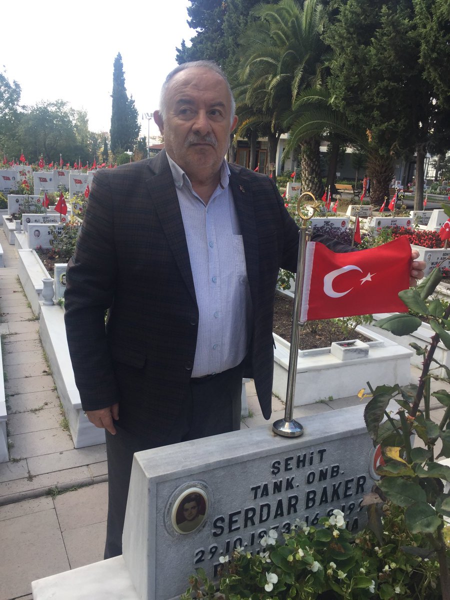 Oğlum serdarın doğum günü cumhiriyet bayramın ve 49 zucu yaşın kutlu olsun şehidim ailemizin gururusun vatan size minnattar 🇹🇷