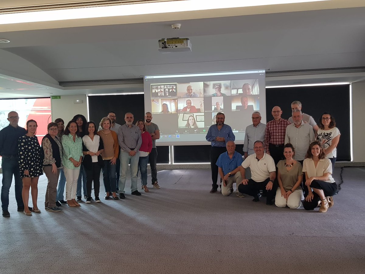 Finalizamos reunión preparativa de los comités organizador y científico de #SEMERGEN23 Gracias a todos! Buen finde! #MFyContigo