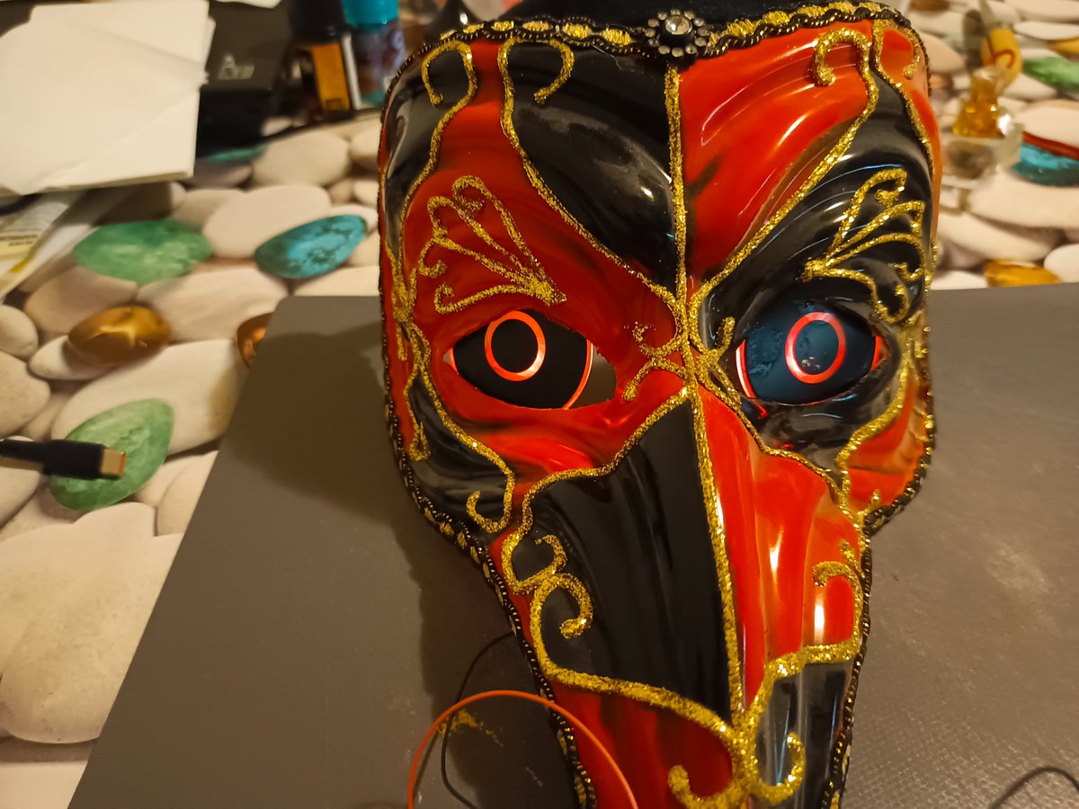 Сделали, с Даной, чучелку к Хэллоуину.