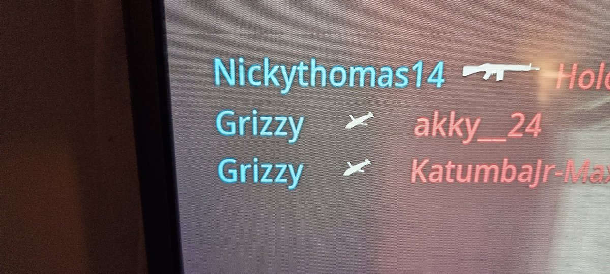 SweDubstepHD's tweet photo. @SoGrizzy is this you? On mw2 last night. https://t.co/044HfPijee