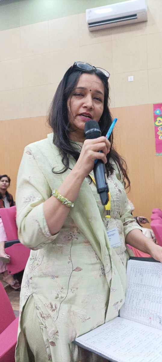 rgargmansa's tweet photo. 5c's 
Connect
Counselling
Constant motivation
Critical thinking 
Curiosity
What a mantra! given by DDE district southeast Sh. Mukesh chand sir in meeting with mentors, Tdc's and Htc's of southeast distt. at skv veer savarkar kalkaji school
@msisodia
@gupta_iitdelhi 
@PbpandeyB https://t.co/E1YZMP0lV8