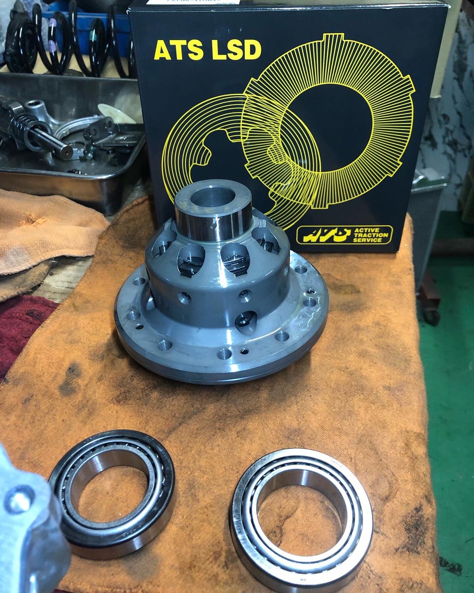 STR60249928's tweet photo. #ats
#cabon lsd
当社#デモカー
#suzuki
#swift
#swiftsport
#zc33s
#カーボンlsd #スズキ #スイフトスポーツ #チューニングショップ #strワカイエンジニアリング #japan #茨城県 #龍ケ崎市 #車屋 #4輪アライメント https://t.co/0YCW3BgbCt