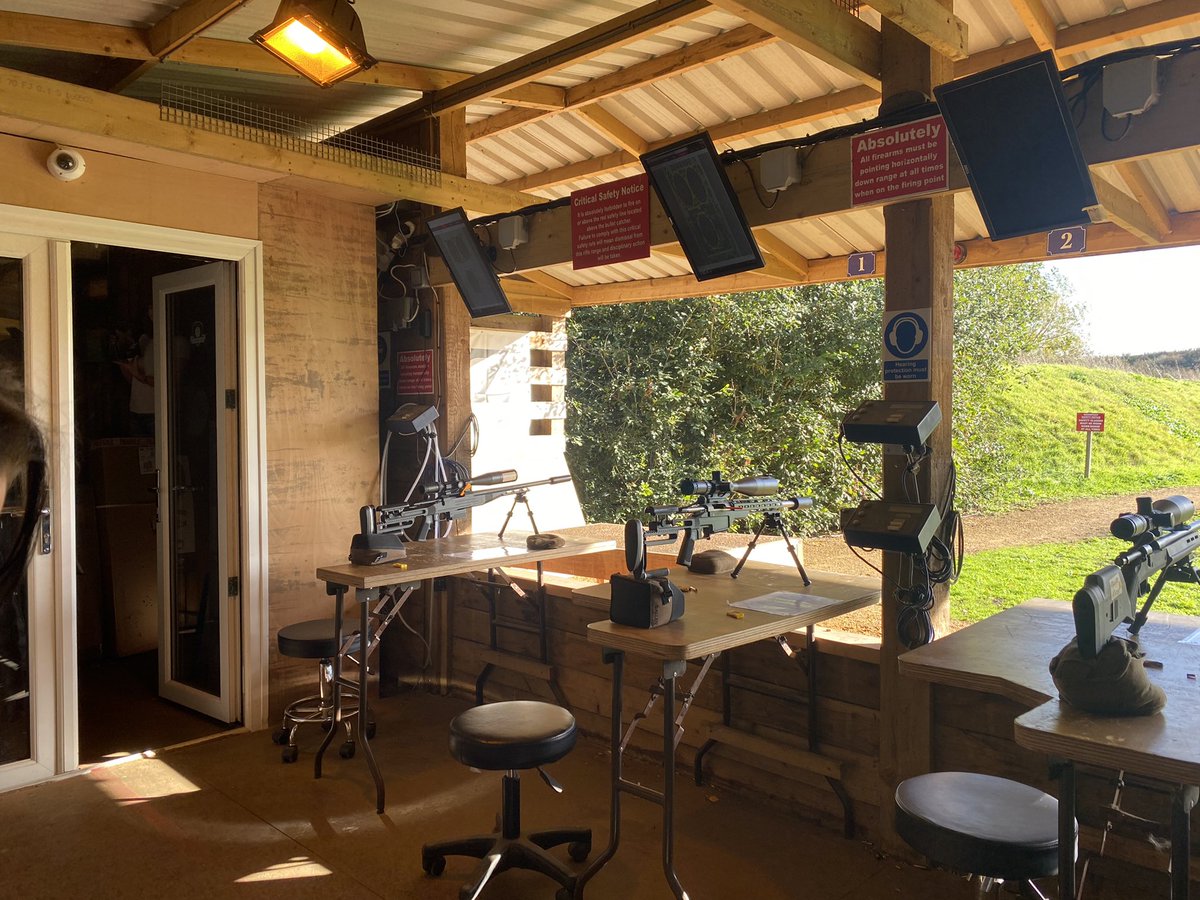 Gooner log tweet media