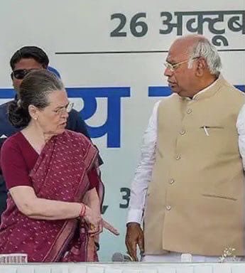 APR_Offl's tweet photo. Hey Man, You are just the President of My Party 😡 https://t.co/Xh2dGnGWLk