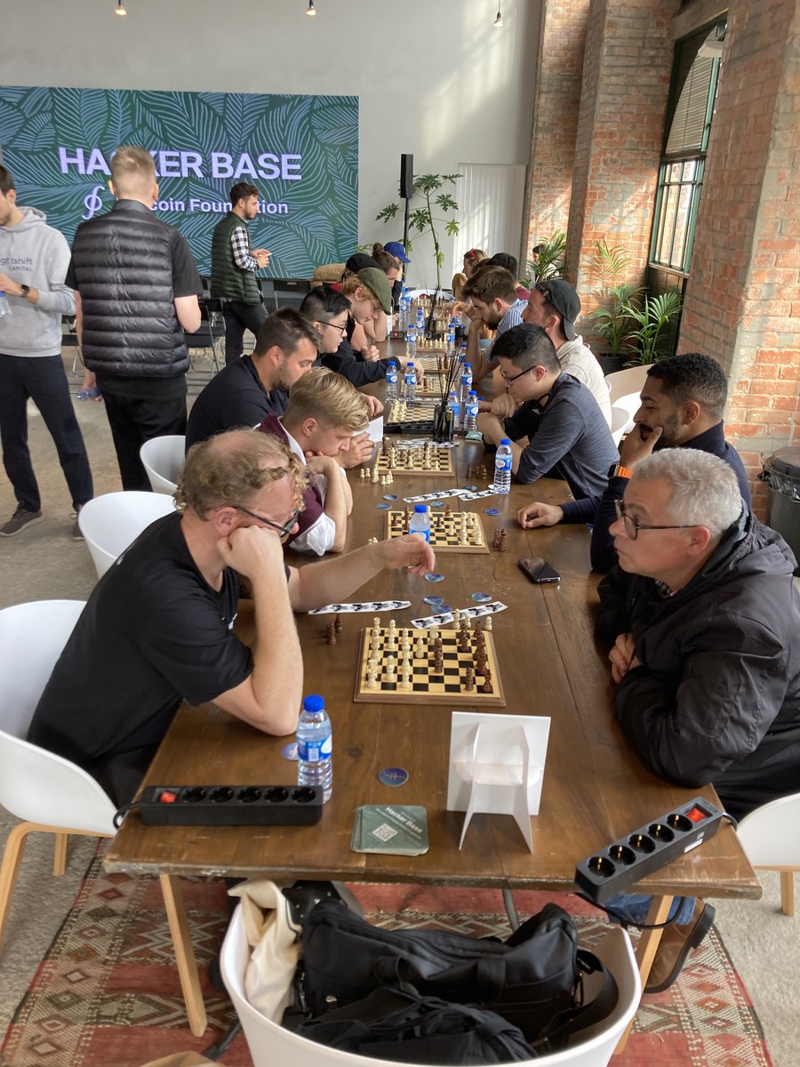 Web3 Chess club in Lisbon was amazing! Thanks to our sponsors: Lightshift Capital, <a href="/Fluid_Protocol/">Fluid Protocol ⛽️ Fuel’s Native Stablecoin</a> and <a href="/fuellabs_/">Fuel Labs</a>