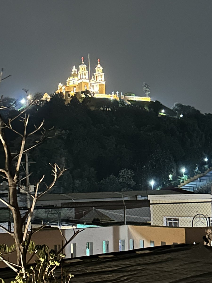 marymerinoh's tweet photo. Cholula by night #choluleando https://t.co/cXAogZkpeK
