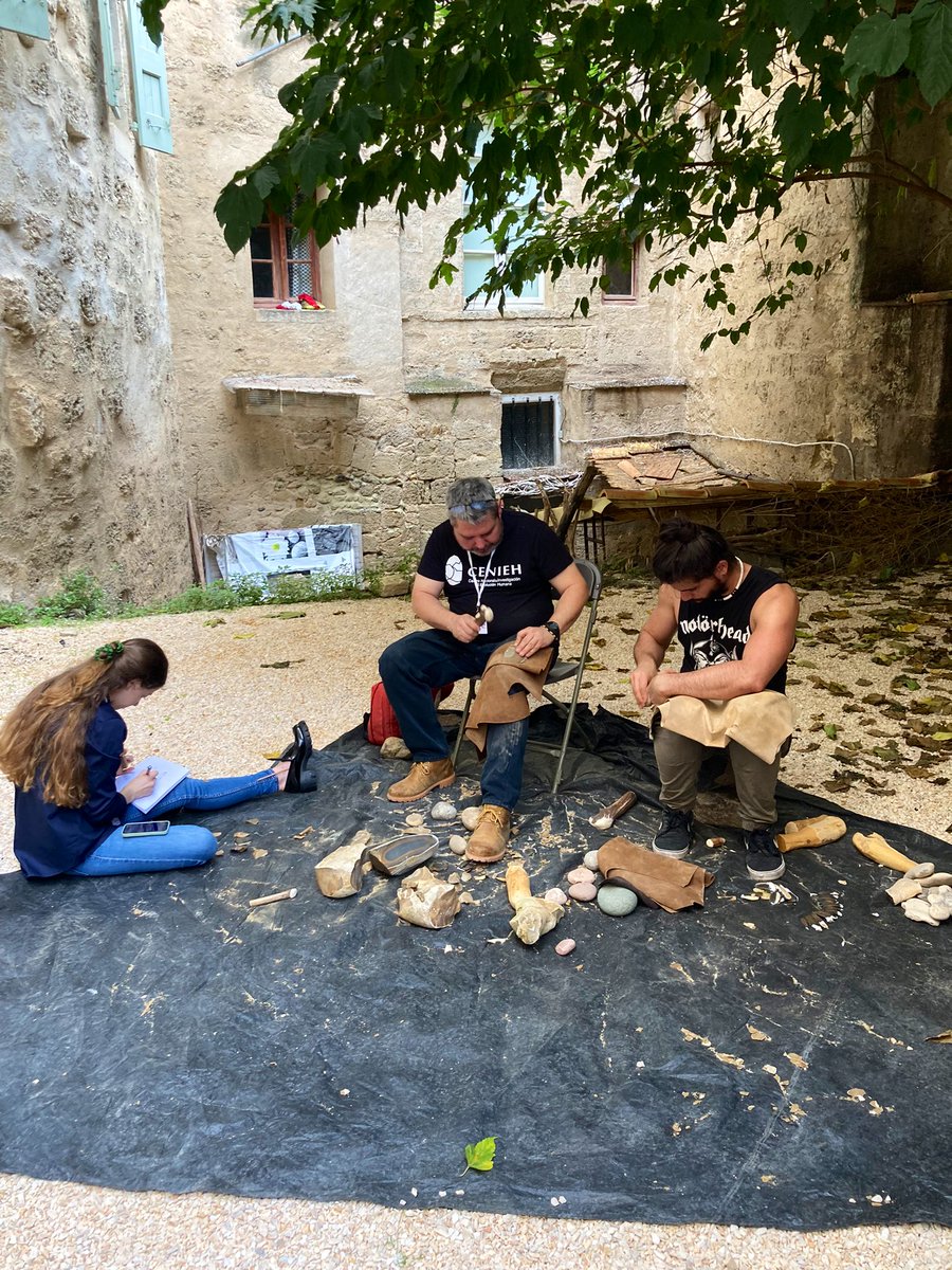 cy_lexx's tweet photo. #CONEXP2022 is now over. 😴
A really nice moment of experimental archaeology ❤️ https://t.co/TX4iBcEGHB