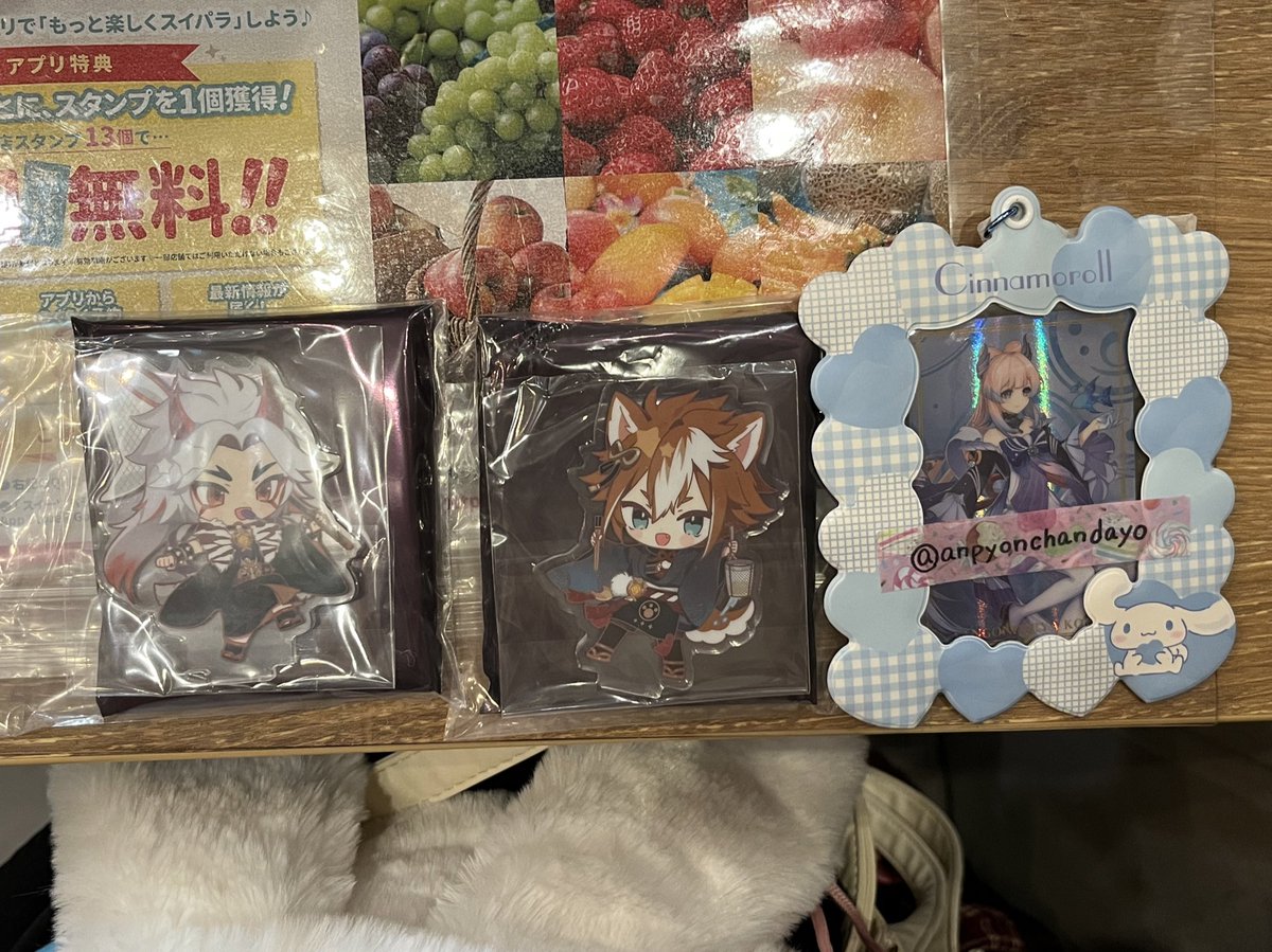 anpyonchandayo's tweet photo. 原神　スイパラ　名古屋
追加分です。
　
譲→画像のもの
　
求→珊瑚宮心海　楓原万葉　定価
　
本日名古屋駅周辺におります。
手渡し交換希望、よろしくお願い致します。 https://t.co/PmOaW1Ctct