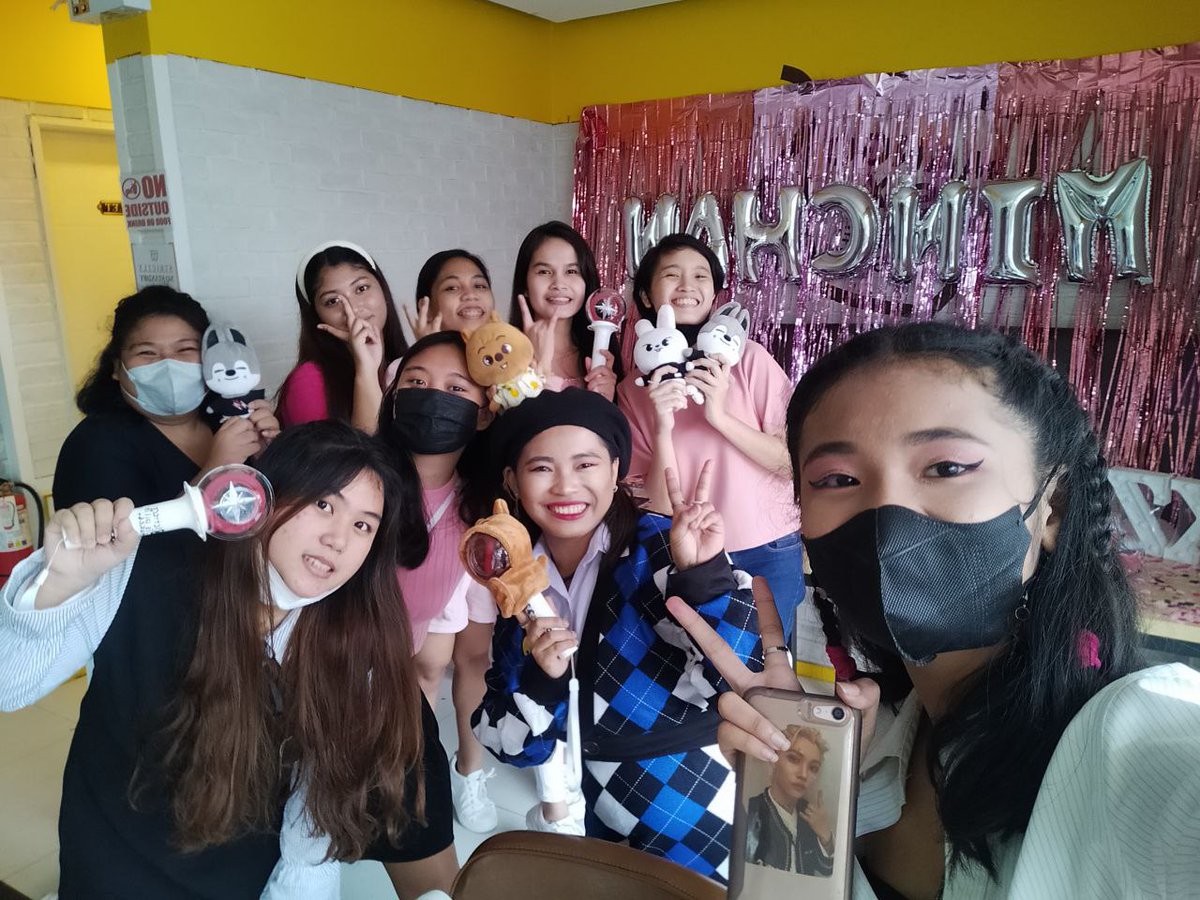 PJ_HerHighness's tweet photo. Despite the bad weather, CEBU STAYs surely had fun! โก
Thank youuuu @PL4NETSKZ !
@Stray_Kids #Case143x2 #StayInScene https://t.co/hVxOWkm78H