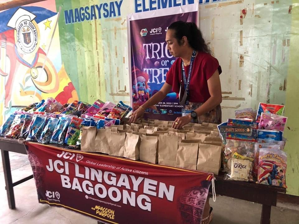 bagoongjaycees's tweet photo. This year's implementation included Trick-or-Treating,  Feeding Activity, Search for Best Halloween Costume, and Parlor Games. https://t.co/IgqDv7fFDz