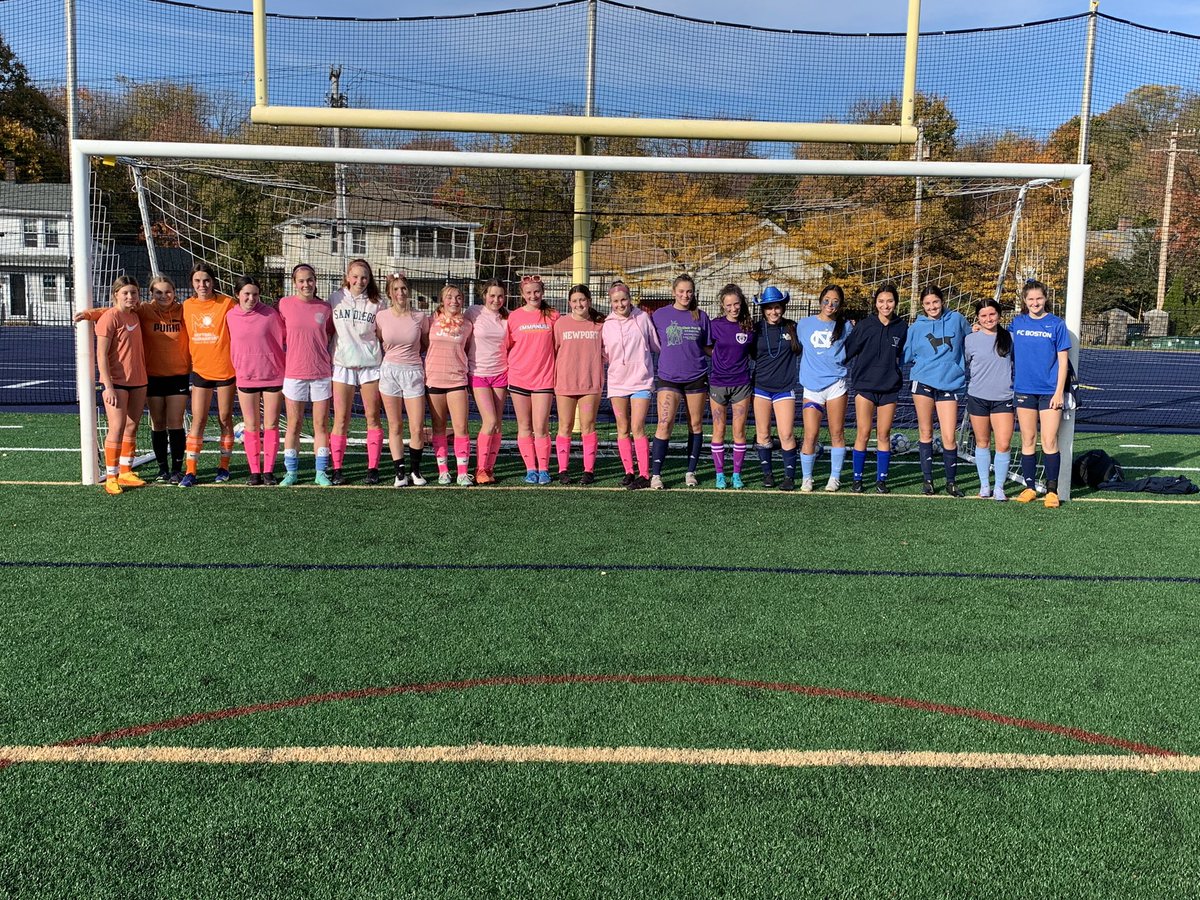 awhs_gsoccer's tweet photo. Girls had a great practice yesterday with color wars and a challenge competition with freshman football. Thanks to Coach Conners and his team for the entertainment! @Conners_32 @gemcclay @football_awhs @goAWathletics https://t.co/bT0EA9J8O0