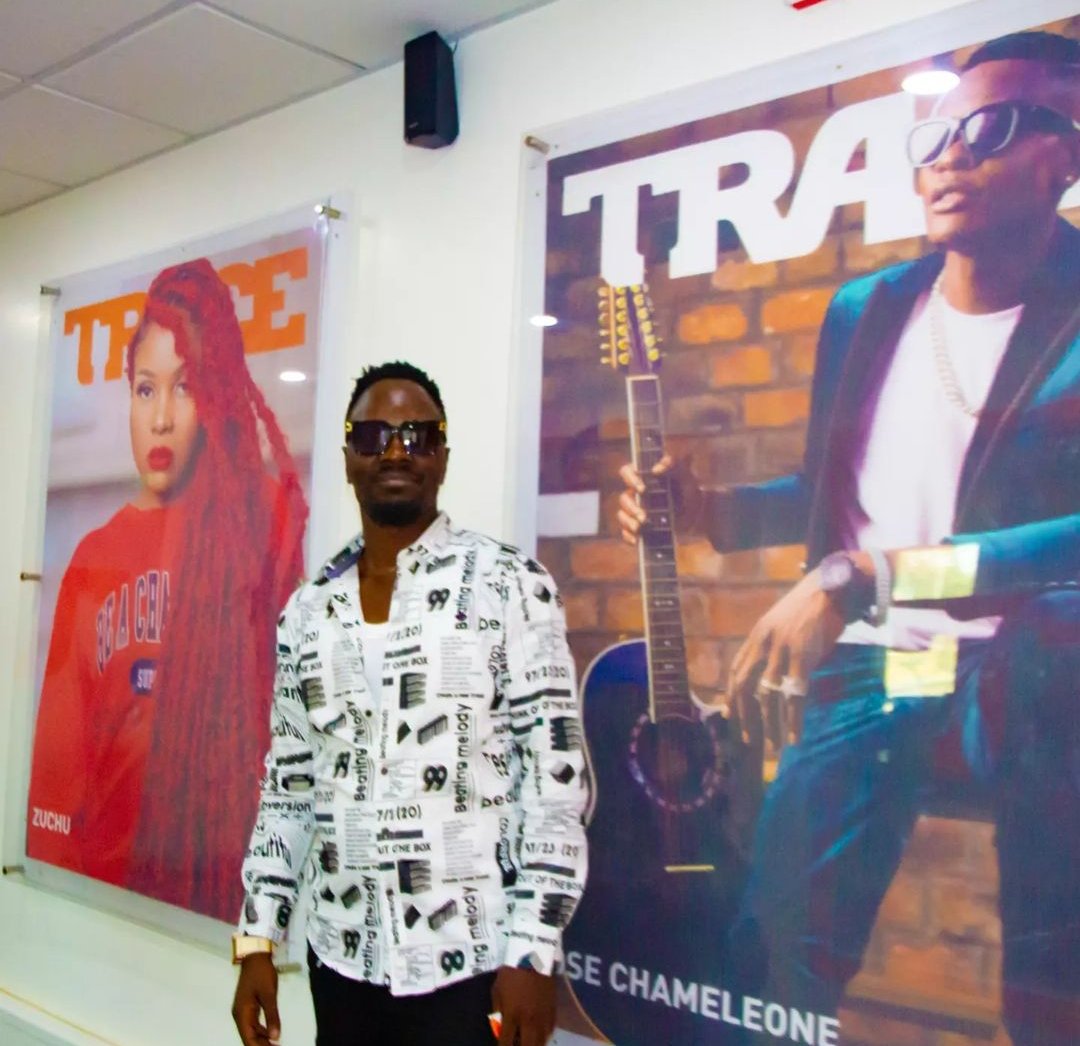 JackieLumbasi's tweet photo. Happy to see you back at it @AmbassadaMusiq
#Nitume #Inkane.
Godspeed 🙏 https://t.co/y6niQkN0t5