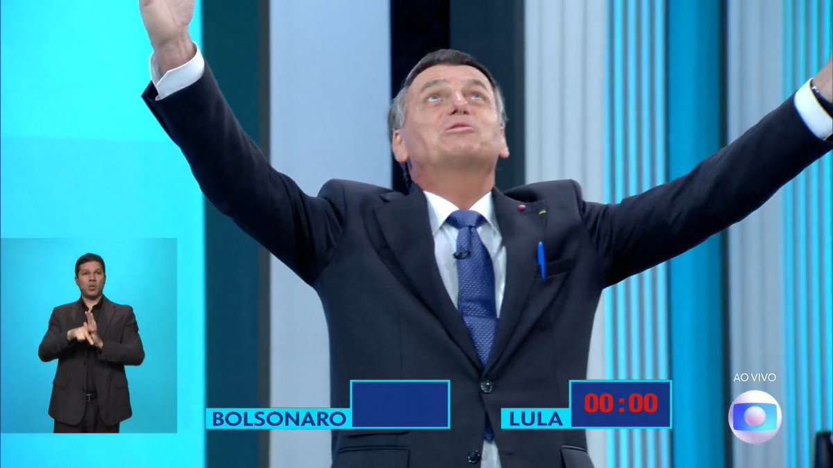BolsonaroSP's tweet photo. Eeeeeeeergue os braços! https://t.co/hUczjLBLMF