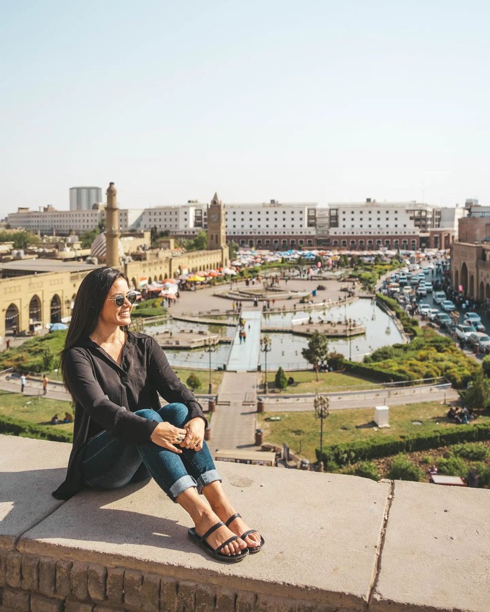 visitebl's tweet photo. A selfie with the city’s most picturesque and lively center of Erbil. 

Photo Credit @annaroundtheworld_ 

#VisitErbil #Erbil #Halwer #ErbilCityCenter #ErbilCitadel #ErbilAttractions #WhereErbil #أربيل #هەولێر https://t.co/RFQ16ujWR9