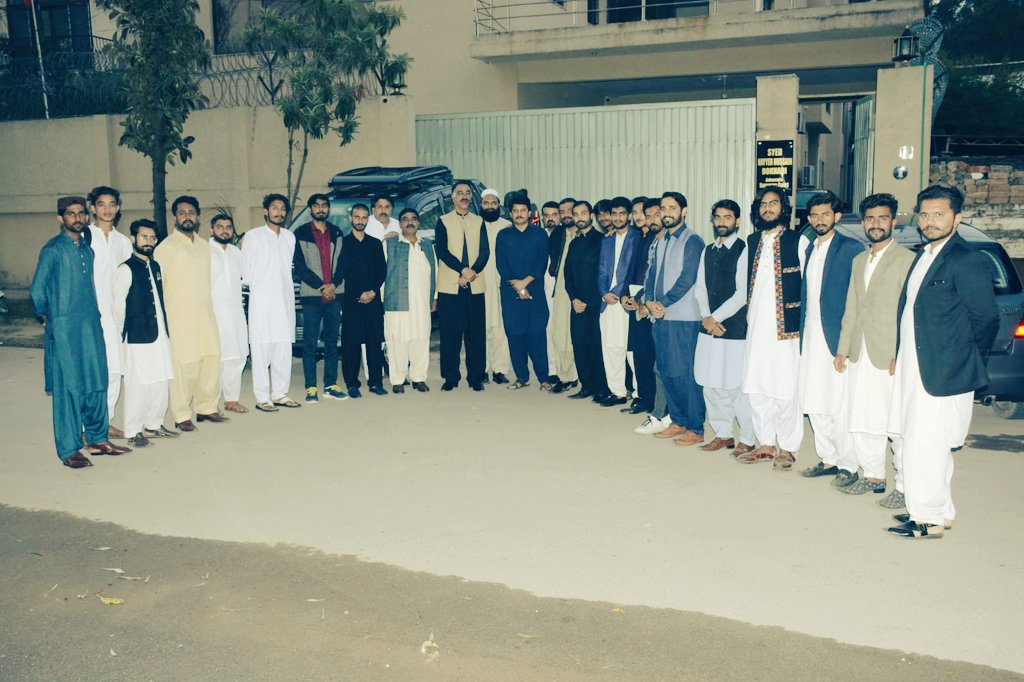 chsaud60's tweet photo. A study circle on "Past, Present & Future of Student Politics in Pakistan" is organized by People's Student Federation Islamic University at the Central Secretariat of Pakistan People's Party.
#Long_Live_PSF🚩✊ #Long_Live_Struggle #PSF_Islamabad #PSF_IIUI https://t.co/vnYFiOQAnp