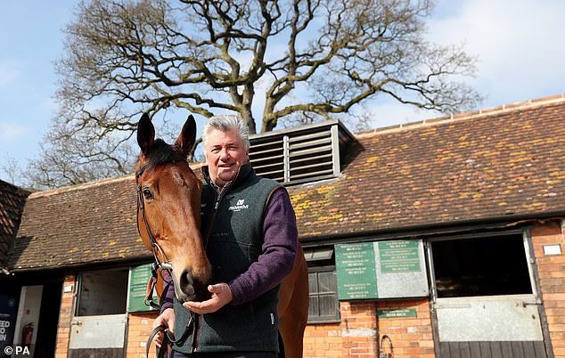 HarryBeard7's tweet photo. Saturday Selections:

Wetherby 
2.25 - NINA THE TERRIER @ 7/2 NAP
3.00 - Proschema @ 9/2
3.35 - Bravemansgame @ 2/1 

Ascot 
2.05 - Anyharminasking @ 10/3
2.40 - Nassalam @ 11/2
3.15 - Our Power @ 5/1
           Regal Encore E/W @ 20/1 

#ItvRacing #CharlieHallChase @OFLHracing https://t.co/bCbgaxqH4s