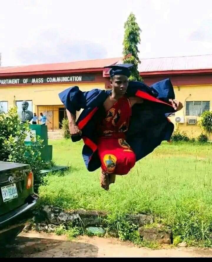 Josvic234's tweet photo. After 10 jamb and 7 post utme attempts, I finally got admission to study Mass communication😂😂😂...
     Wish me success guys😎 https://t.co/rYfzzSkl4e