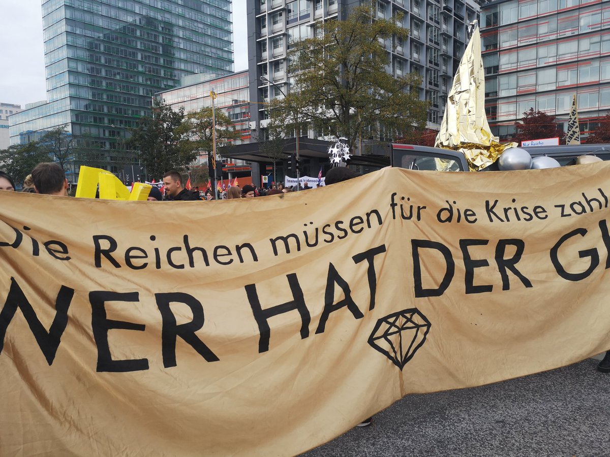 WerHatDerGibt's tweet photo. Aus der Krise gehts nur zusammen und solidarisch. :) https://t.co/ys89y571kw