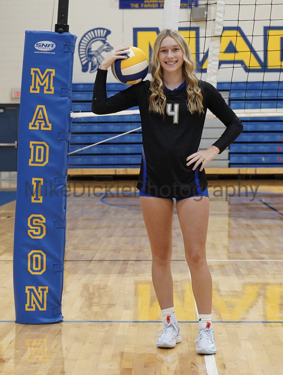 MadTrojansVB's tweet photo. hi! my name is jillian kendrick. i am a junior this year. i am a setter and outside hitter. i also run track in the spring. this season, i love that I have the opportunity to play with friends and teammates i know and trust! https://t.co/b29lVCCvKH