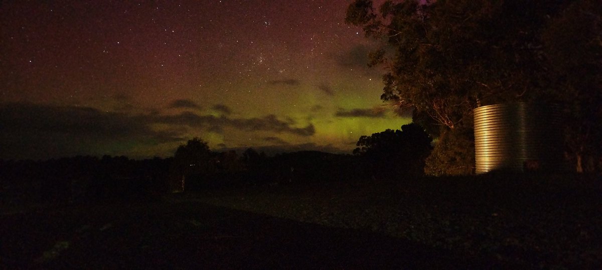 TheRoundhouses's tweet photo. "What else can we add to make your visit even more special?"
"Dark skies for astronomy?"
"Nah, the #Aurora gets in the way for that" https://t.co/Zv66x4KJDf