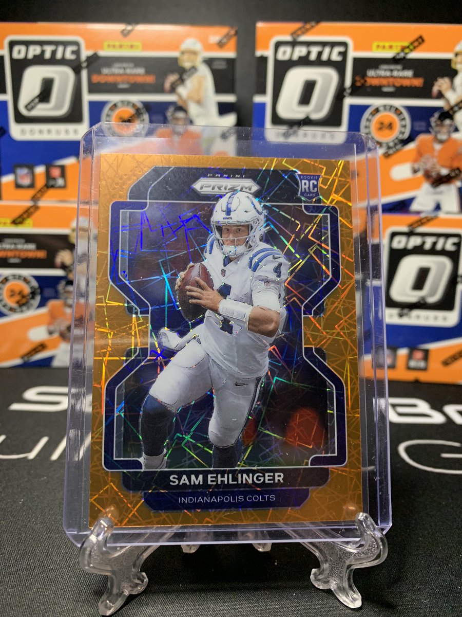 FullServBreaks's tweet photo. @ILOVECOLLECTIN1 Prices include shipping BMWT PPFF
Optic Green Laser Waddle-$22
Prizm Orange Laser Ehlinger-$24
Optic 🔥 Emoji Watt- $11 https://t.co/3CIu4y8Qfq