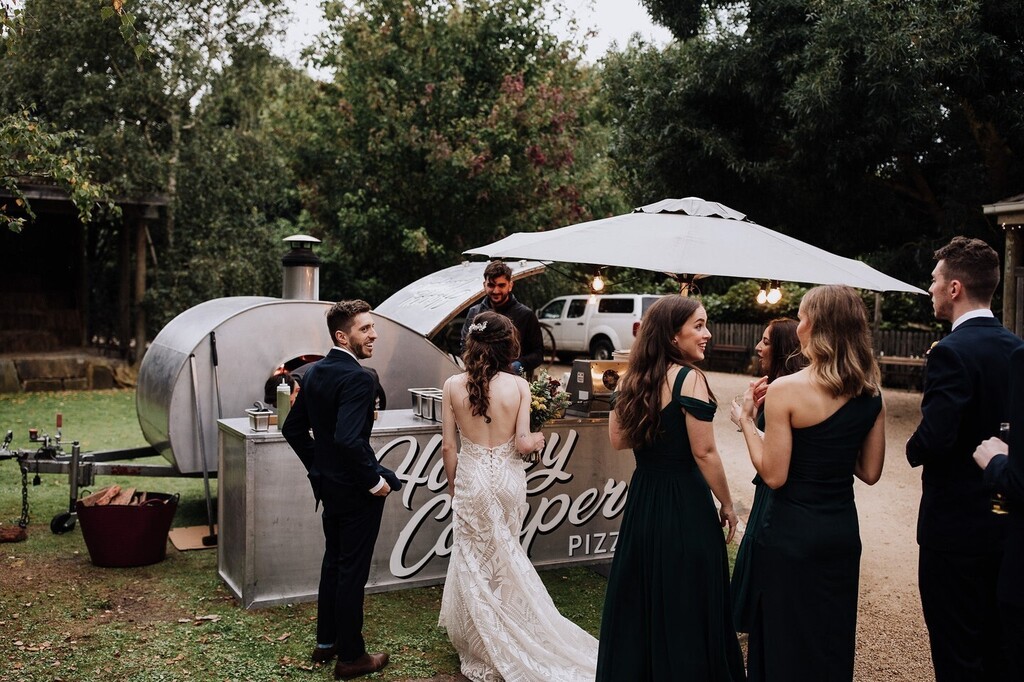 How cute is our Teardrop trailer oven!⁠
⁠
Joie Teardrop (meaning HAPPY in French) has a woodfired oven that can easily feed 100 people, but at just 2 metres tall, can fit in some really small spaces. ⁠
⁠
Photo@beherebenow_photosfilms ⁠