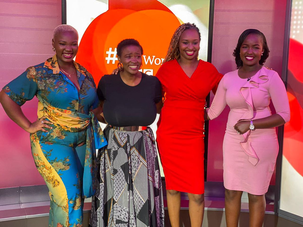 Lolo_cy's tweet photo. Yesterday I was at @BBCAfrica #TheSheWord discussing the topic of wigs and weaves - and if African women can do without them.

The one question that jumped at me was how hair defined beauty and identity.

Would love to hear your thoughts 🤔🤔 https://t.co/4hgQTncJV7