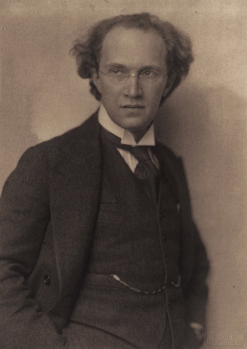 operamagazine's tweet photo. Franz Schreker’s last opera, Der Schmied von Gent was premiered in Berlin at the Städtische Oper ⁦⁦@deutsche_oper⁩ 90 years ago today. https://t.co/7WuTNZineO