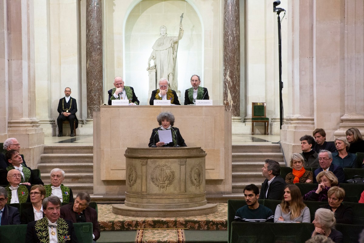 AcadBeauxarts's tweet photo. L’Académie des beaux-arts souhaite un joyeux anniversaire à Coline #Serreau. Elle a été élue membre de la section cinéma-audiovisuel de l’Académie le 25 avril 2018, au fauteuil de Pierre #Schoendoerffer. 1/2 https://t.co/tgRzsqbol6