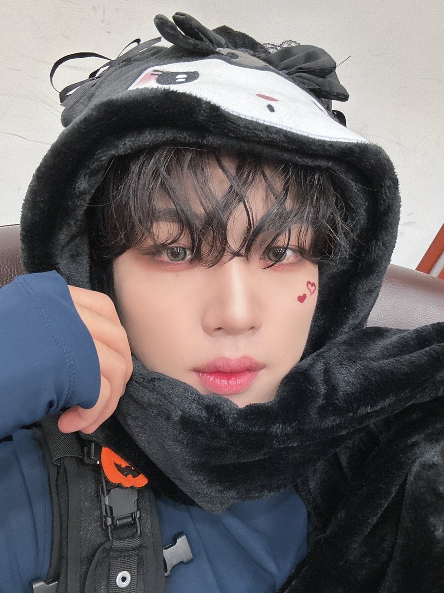 dutifulbunny's tweet photo. @mentoschocochip 귀여운 보틀파우치에 쏘옥 넣어주고싶어요🫠 https://t.co/yK92828nU5